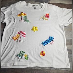 Victoria Woman Vintage Tshirt Womens 2X Beach Chairs Umbrella Beads Bright Color